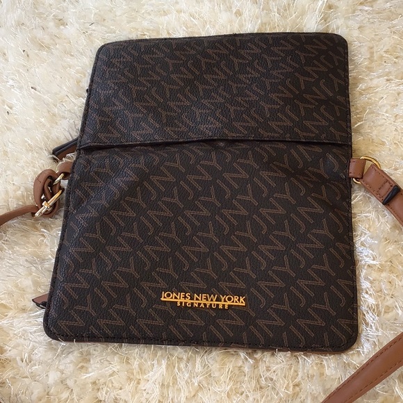Jones New York Bags Jones New York Crossbody Poshmark